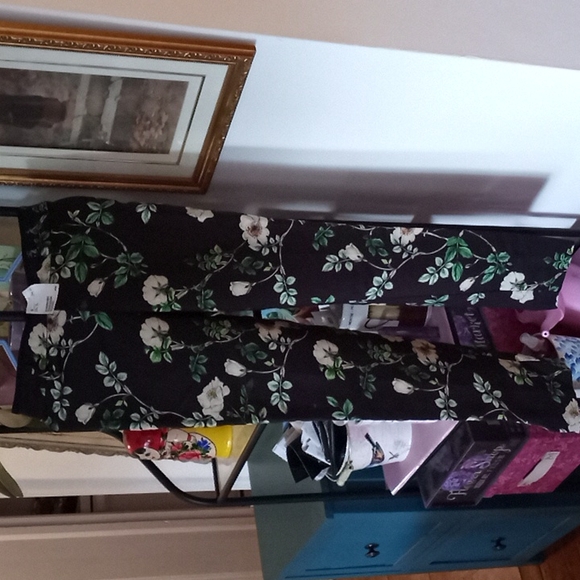 H&M NWT Floral Pants - Picture 1 of 9